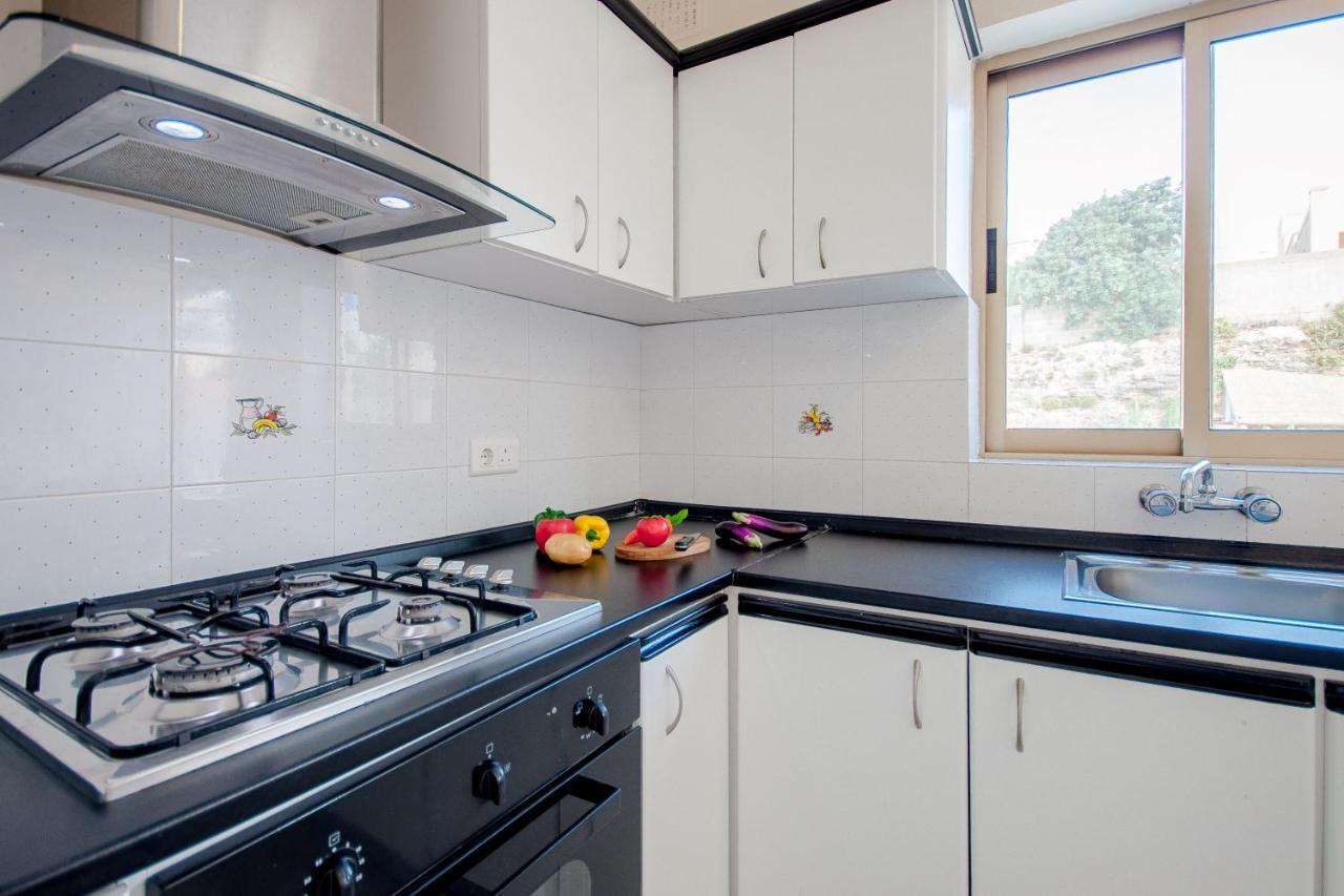 Pool And Sea Merill Apartments - Happy Rentals Mellieħa Exterior foto
