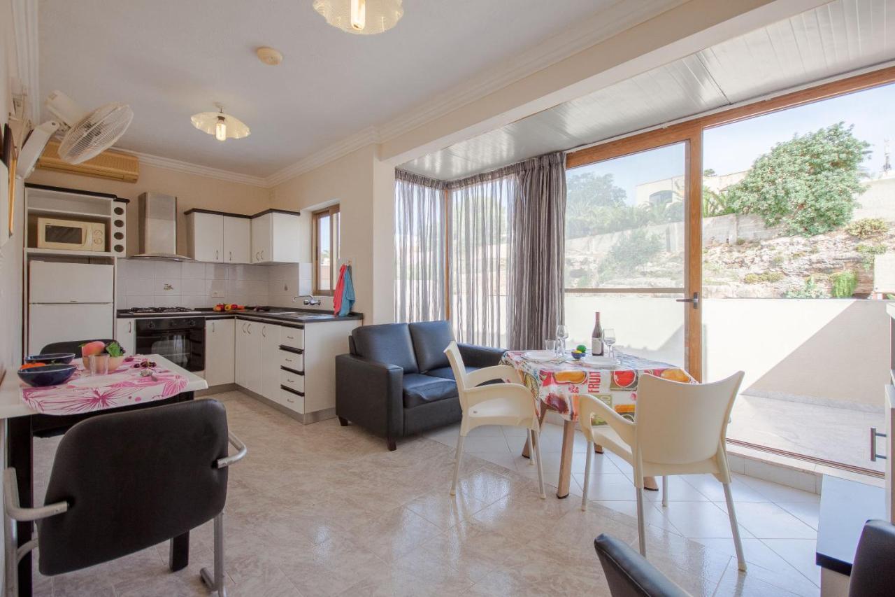 Pool And Sea Merill Apartments - Happy Rentals Mellieħa Exterior foto